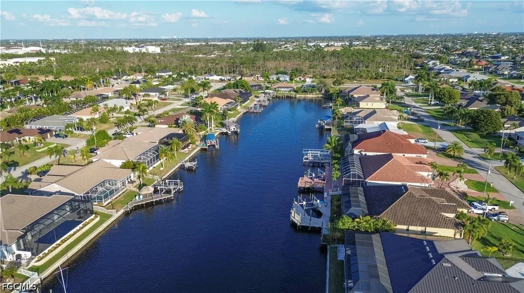 2549 SW 38th Street Cape Coral FL 33914