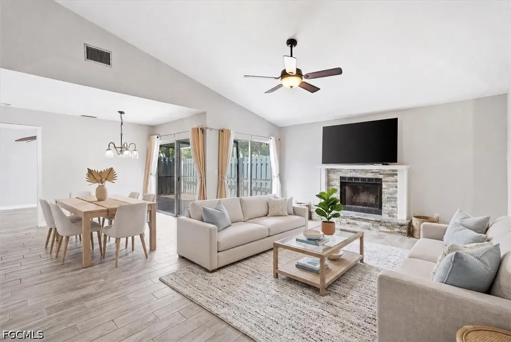 6238 Timberwood Circle Fort Myers FL 33908