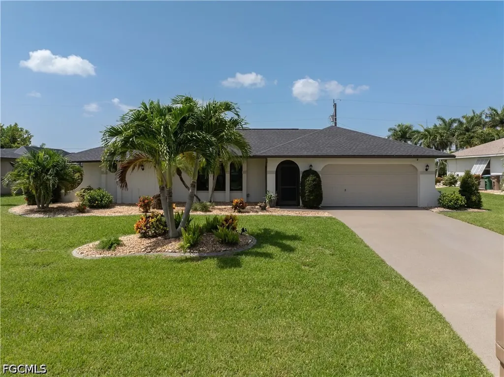 818 El Dorado Parkway W Cape Coral FL 33914