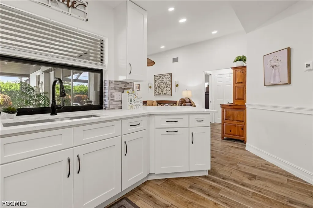 818 El Dorado Parkway W Cape Coral FL 33914