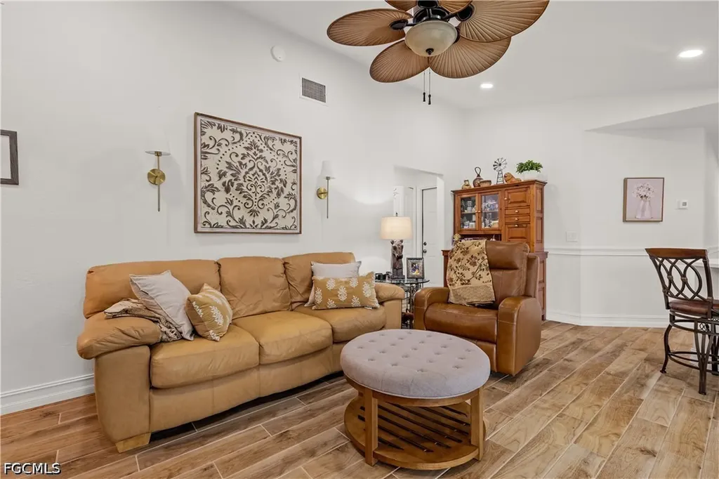 818 El Dorado Parkway W Cape Coral FL 33914