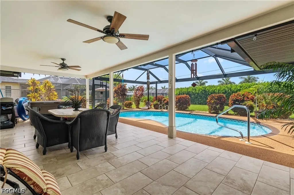 818 El Dorado Parkway W Cape Coral FL 33914