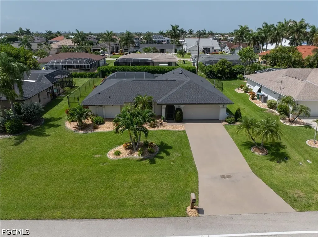 818 El Dorado Parkway W Cape Coral FL 33914
