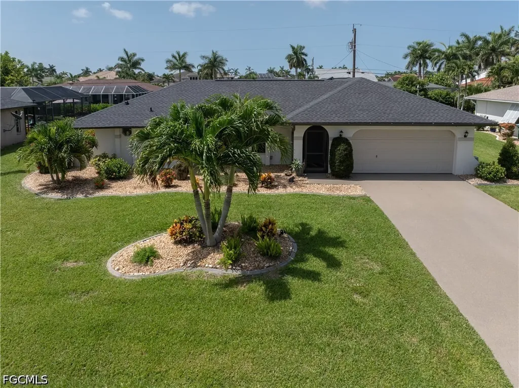 818 El Dorado Parkway W Cape Coral FL 33914