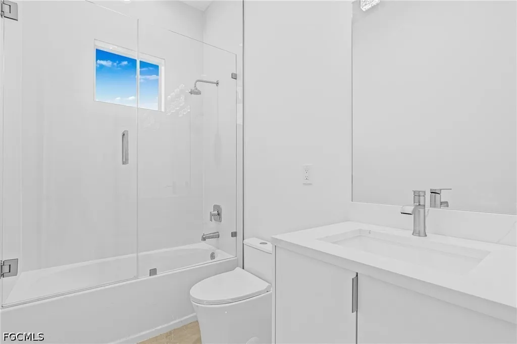821 NW 37th Place Cape Coral FL 33993