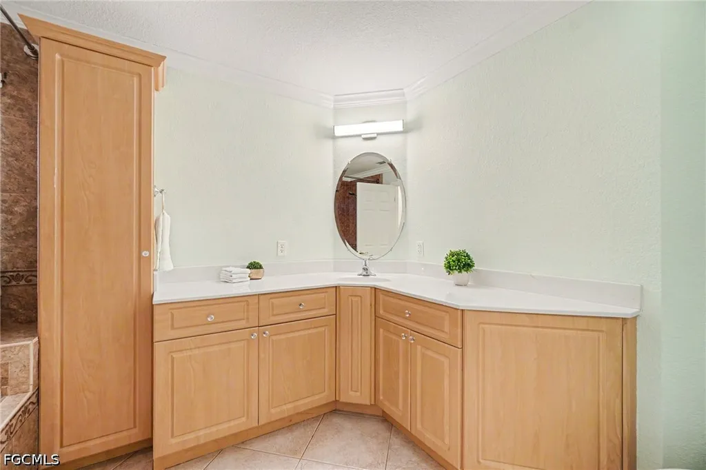 12001 SW Kingsway Circle Lake Suzy FL 34269