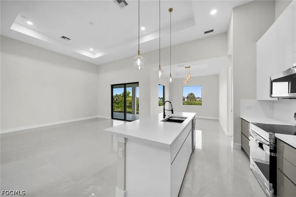 216 NE 25th Terrace Cape Coral FL 33909
