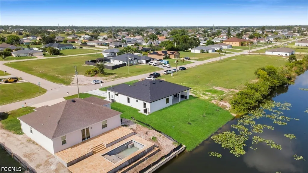 216 NE 25th Terrace Cape Coral FL 33909
