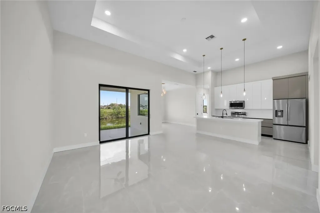 216 NE 25th Terrace Cape Coral FL 33909