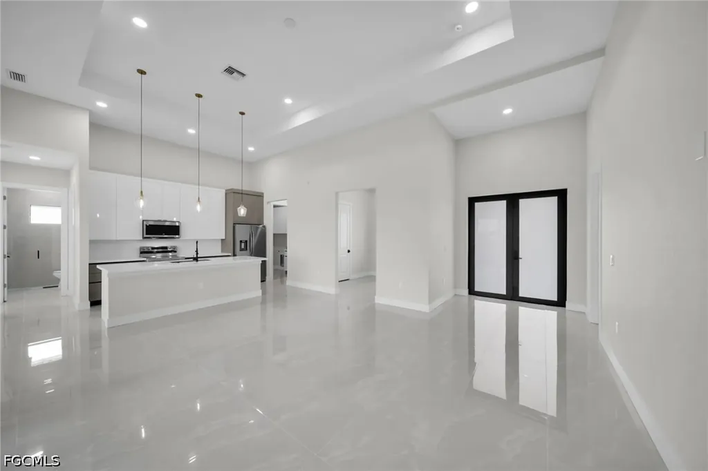 216 NE 25th Terrace Cape Coral FL 33909