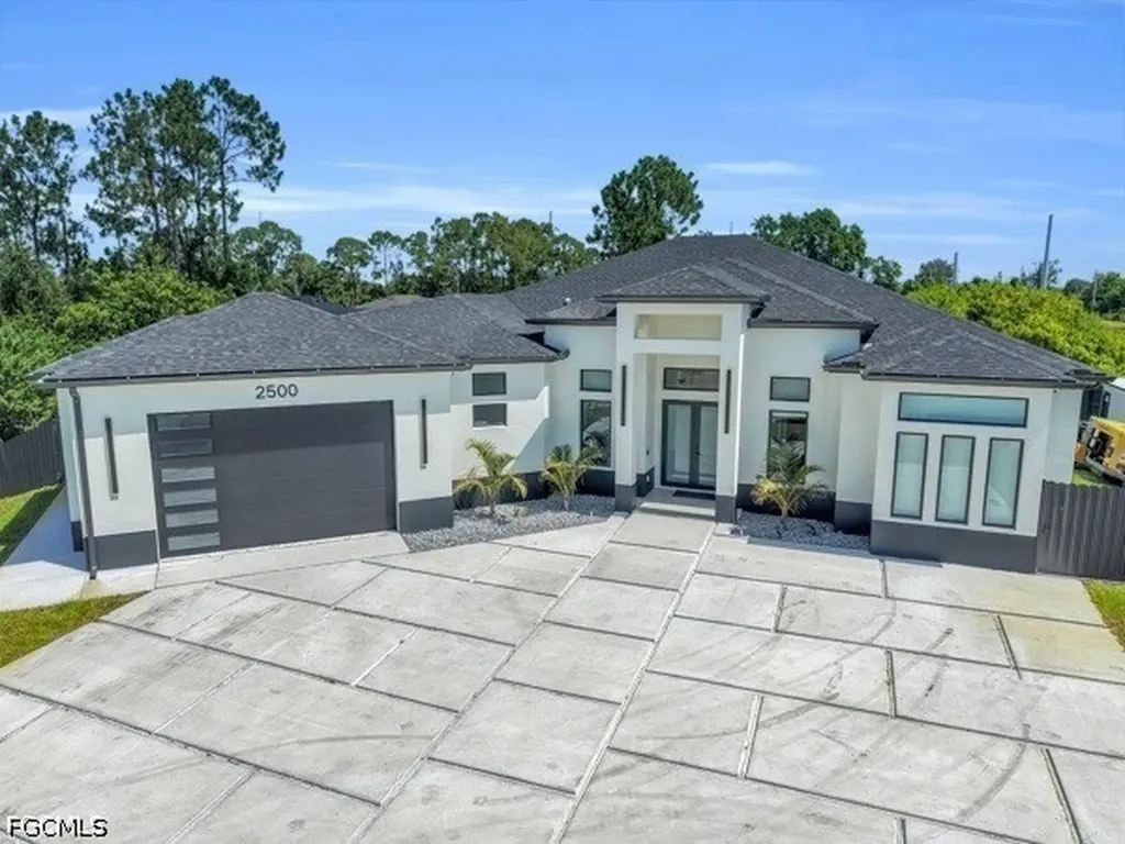 2500 2nd Street SW Lehigh Acres FL 33976