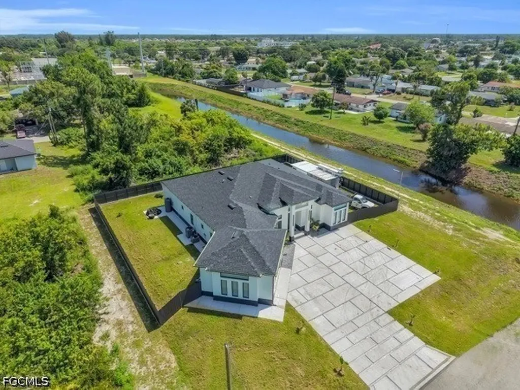2500 2nd Street SW Lehigh Acres FL 33976