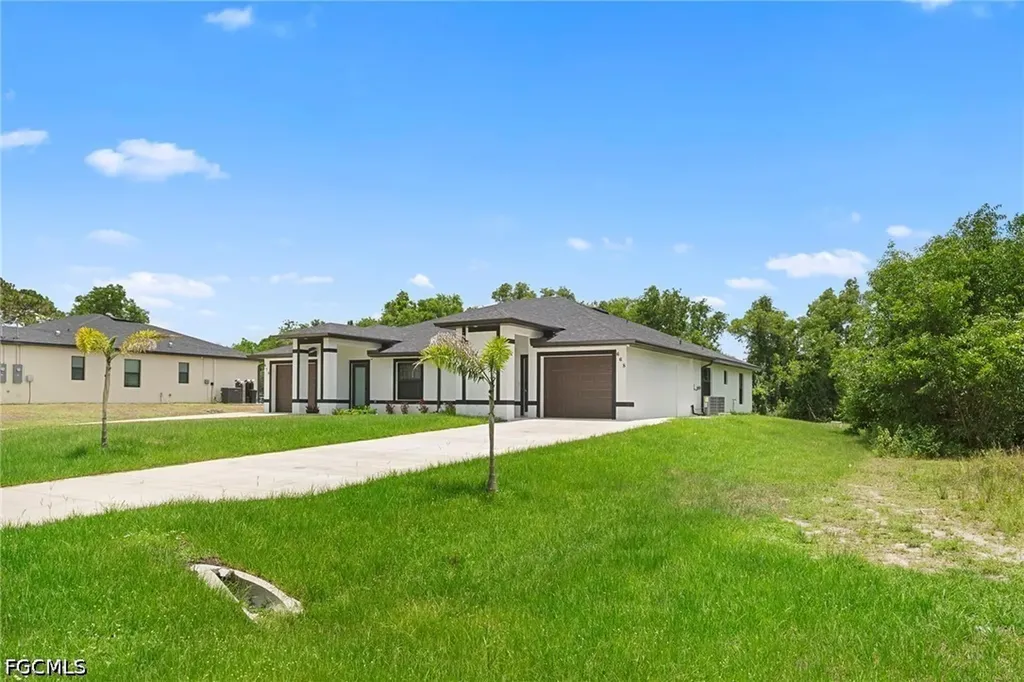 668 Chemstrand Street E Lehigh Acres FL 33974