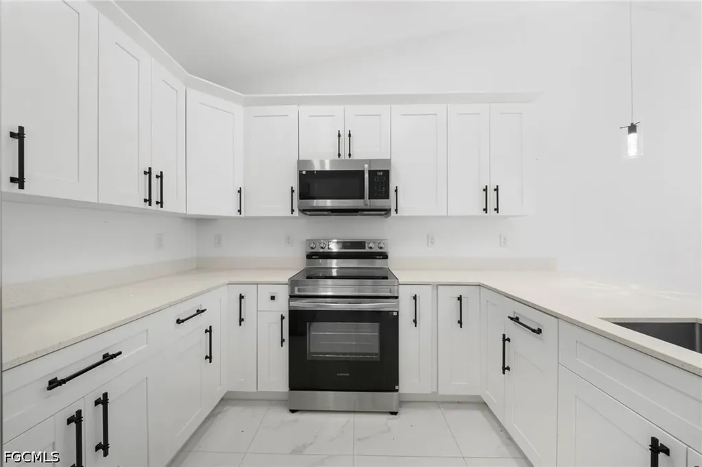 668 Chemstrand Street E Lehigh Acres FL 33974