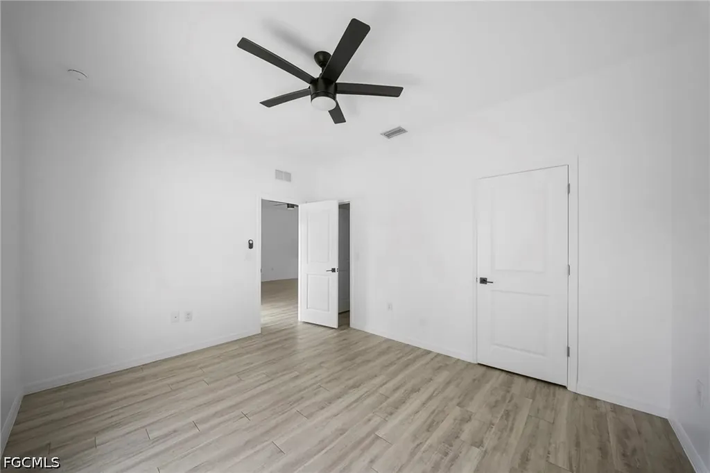 528 SE 6th Street Cape Coral FL 33990