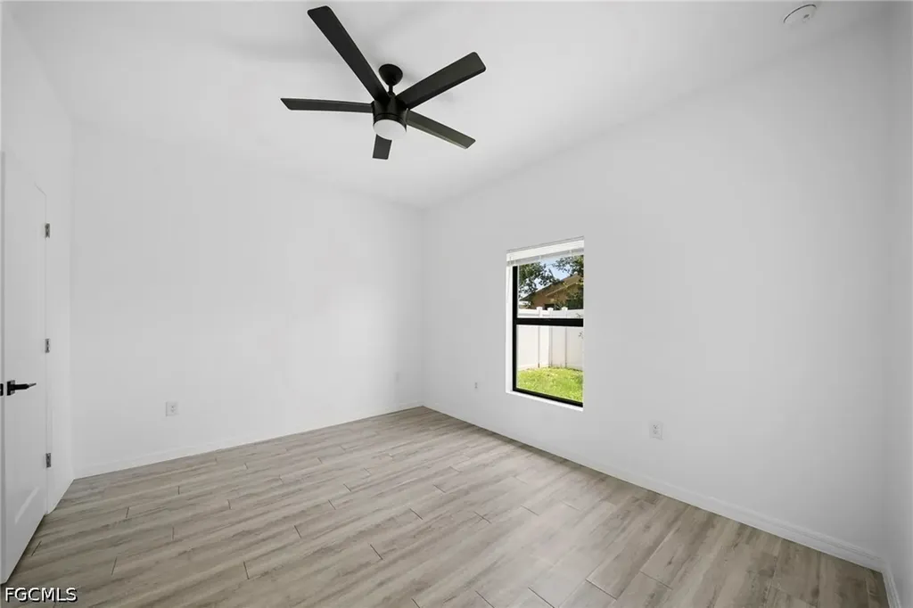 528 SE 6th Street Cape Coral FL 33990