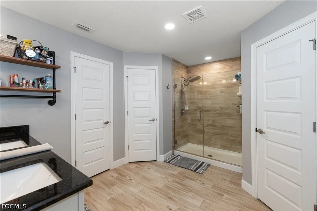 4008 NE 22nd Place Cape Coral FL 33909
