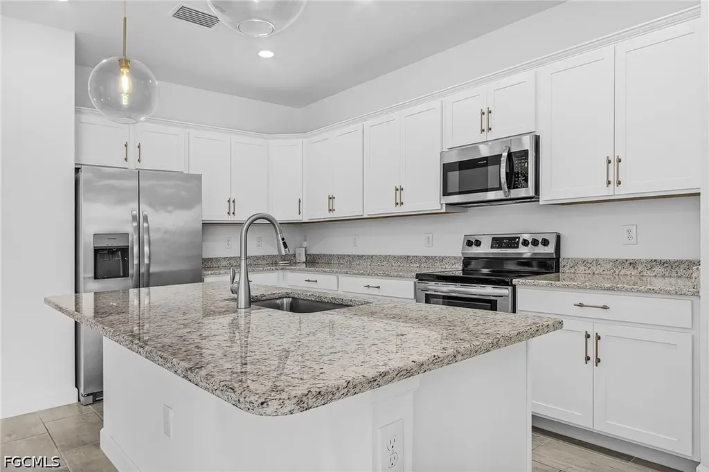 11151 Timber Creek Drive E Fort Myers FL 33913