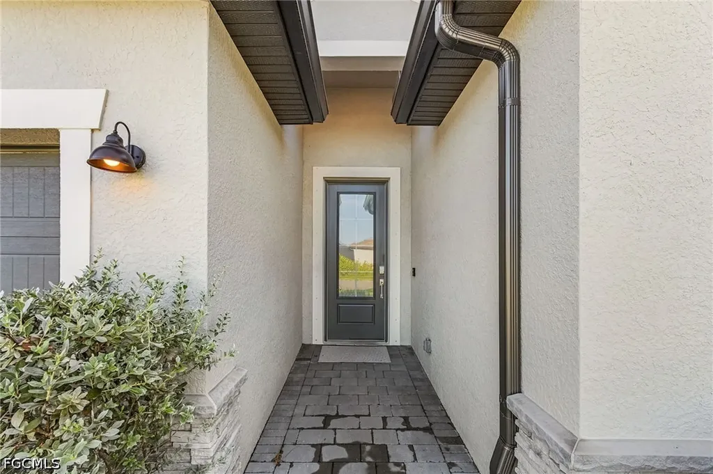 11151 Timber Creek Drive E Fort Myers FL 33913