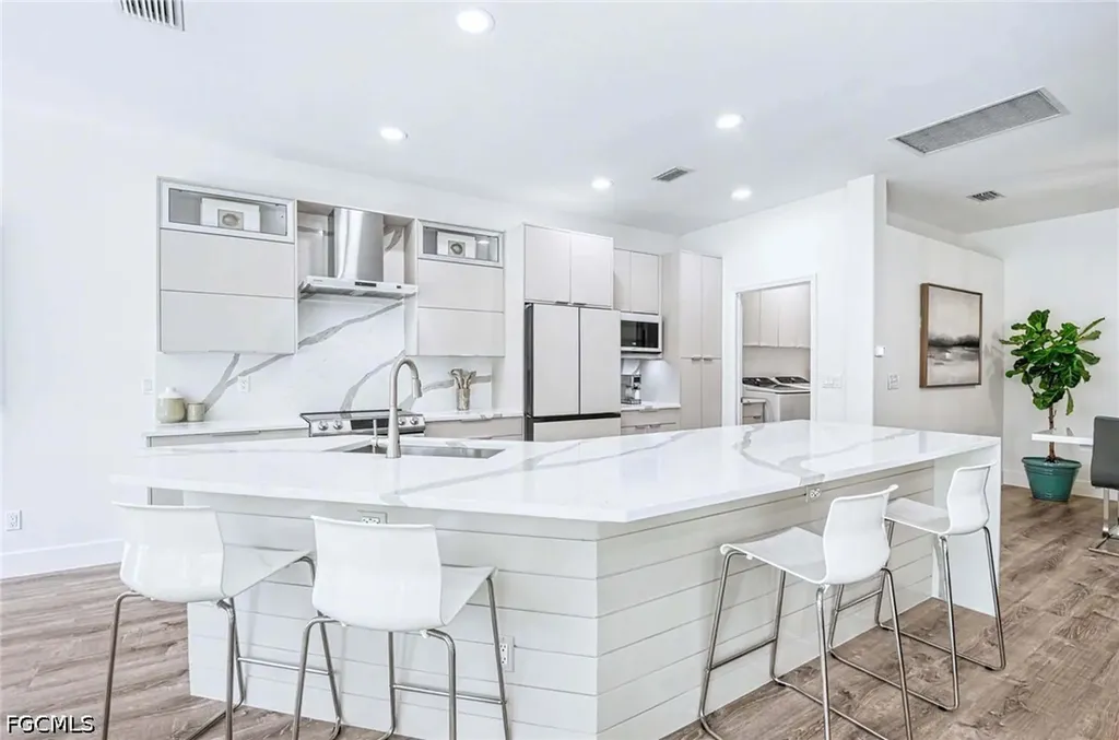 8324 Laurel Lakes Boulevard Naples FL 34119