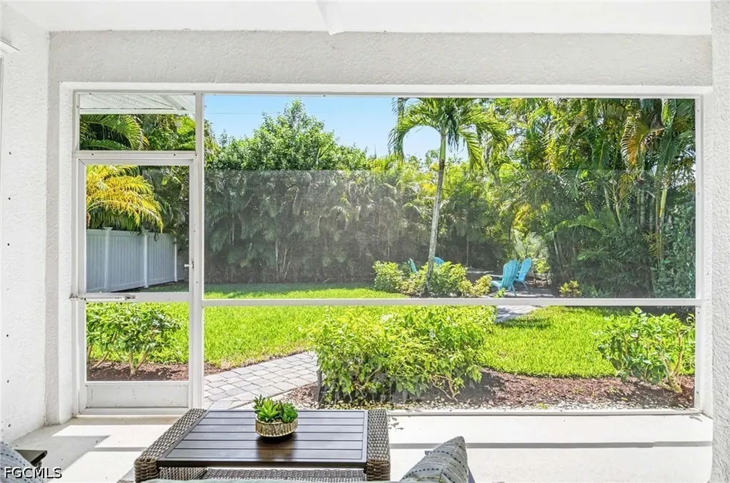 8324 Laurel Lakes Boulevard Naples FL 34119
