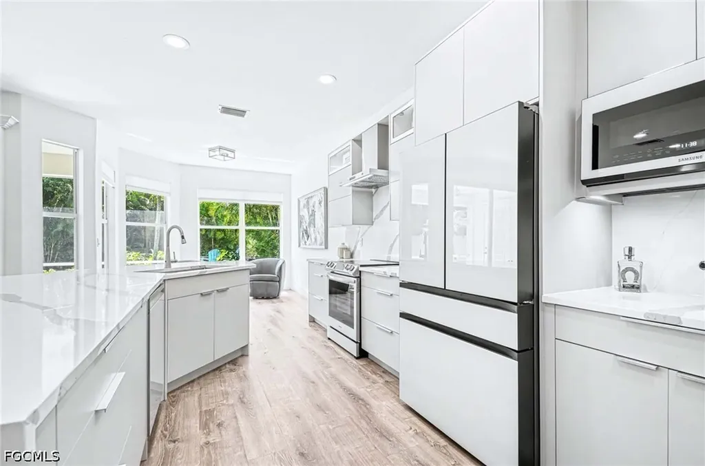 8324 Laurel Lakes Boulevard Naples FL 34119