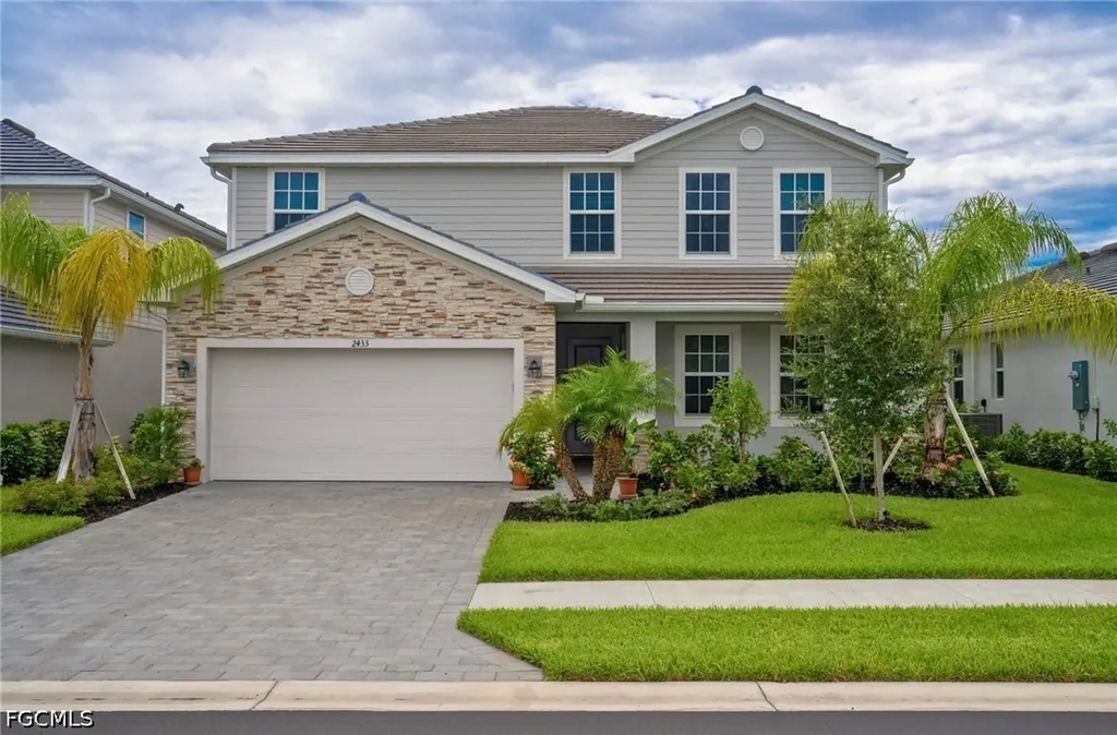 2433 Avocado Lane Naples FL 34120