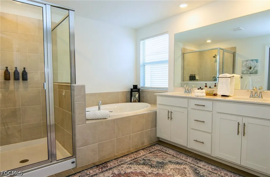 2433 Avocado Lane Naples FL 34120