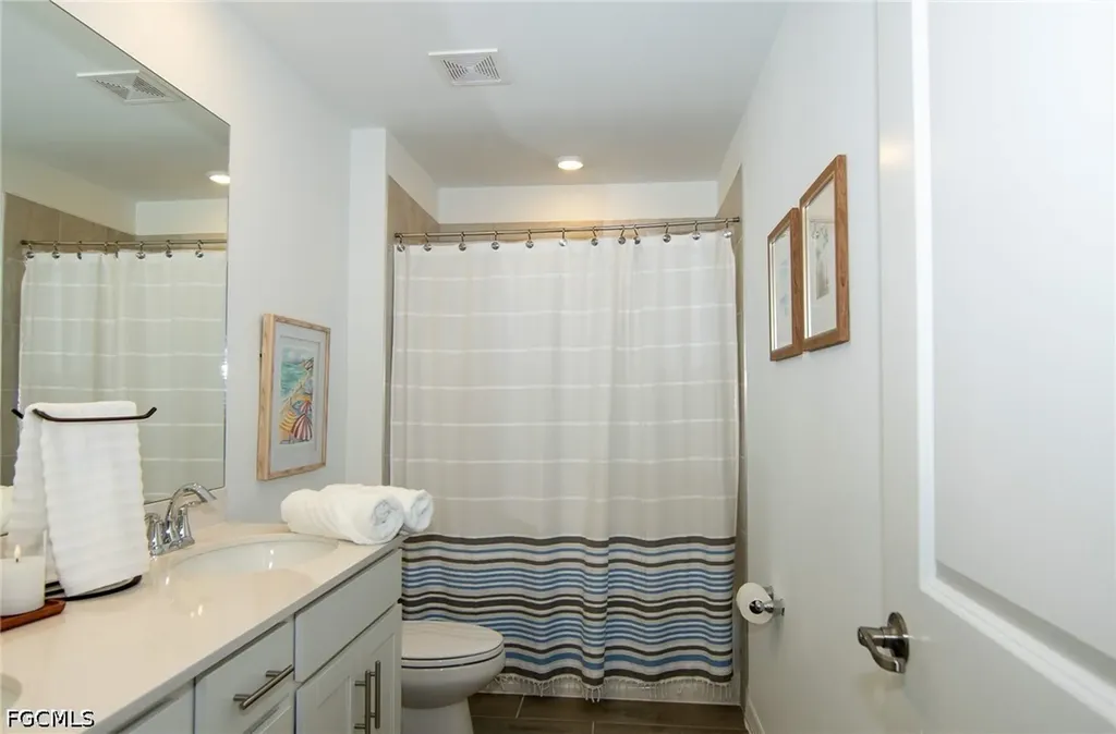 2433 Avocado Lane Naples FL 34120