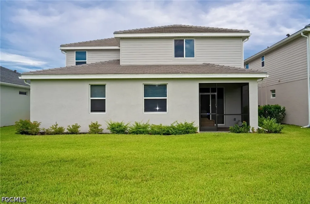 2433 Avocado Lane Naples FL 34120