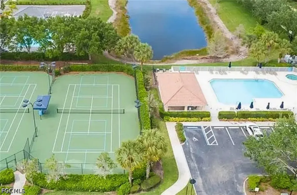 2433 Avocado Lane Naples FL 34120