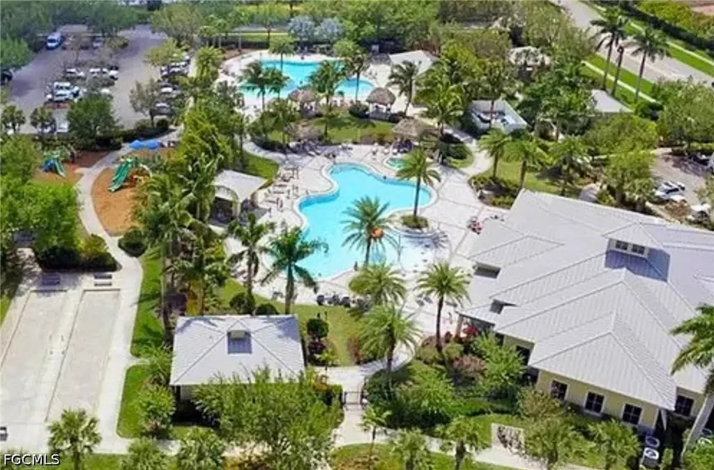 2433 Avocado Lane Naples FL 34120