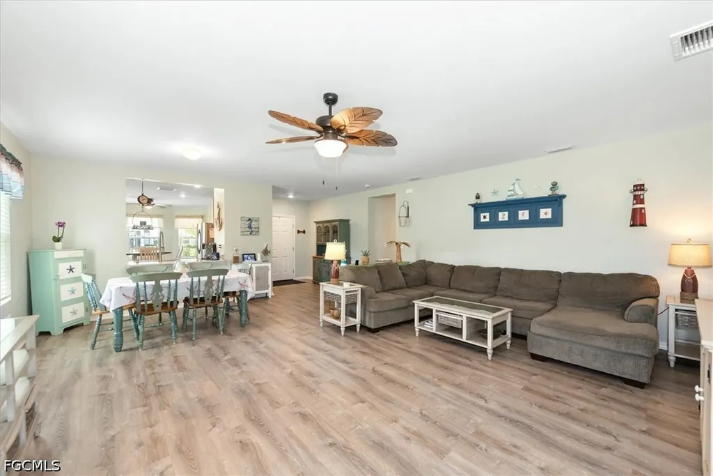 2805 NW 4th Terrace Cape Coral FL 33993
