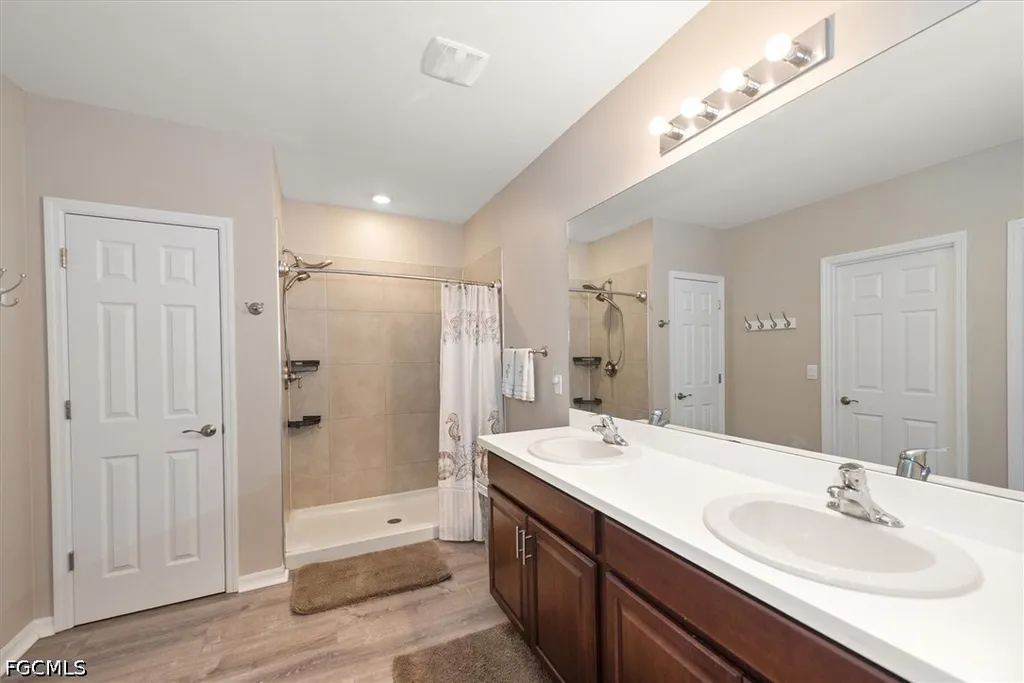 2805 NW 4th Terrace Cape Coral FL 33993