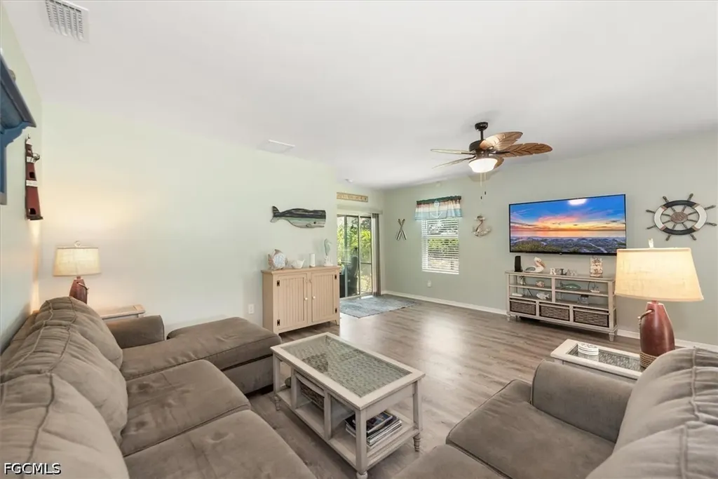 2805 NW 4th Terrace Cape Coral FL 33993