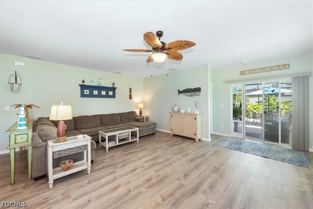 2805 NW 4th Terrace Cape Coral FL 33993