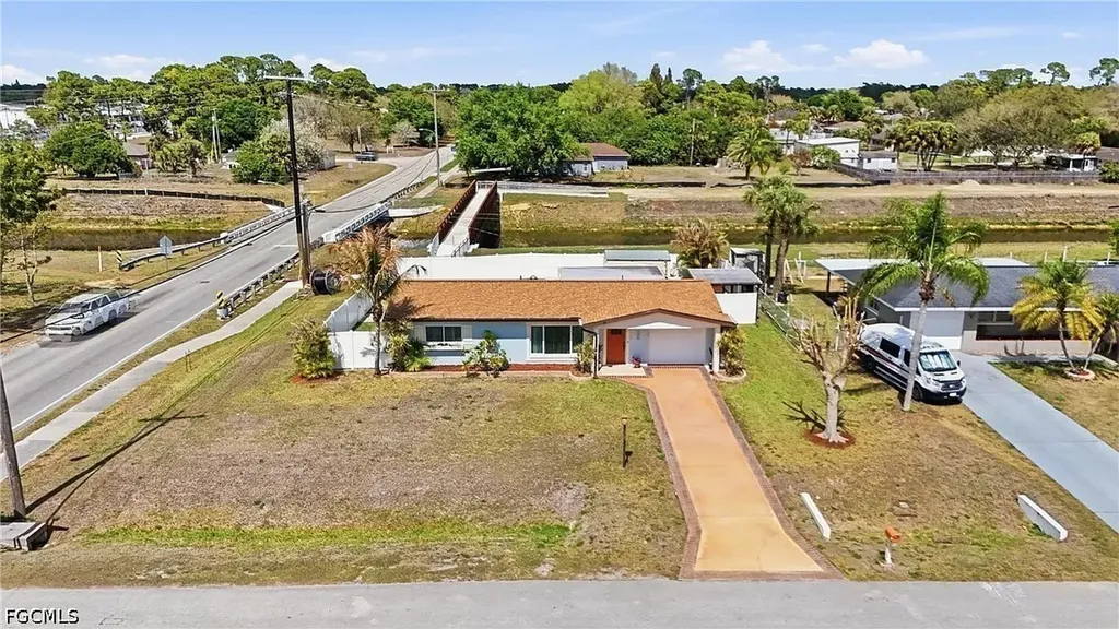 401 E Jasmine Road Lehigh Acres FL 33936