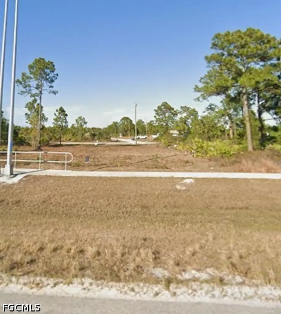 3392 Meadow Road Lehigh Acres FL 33974