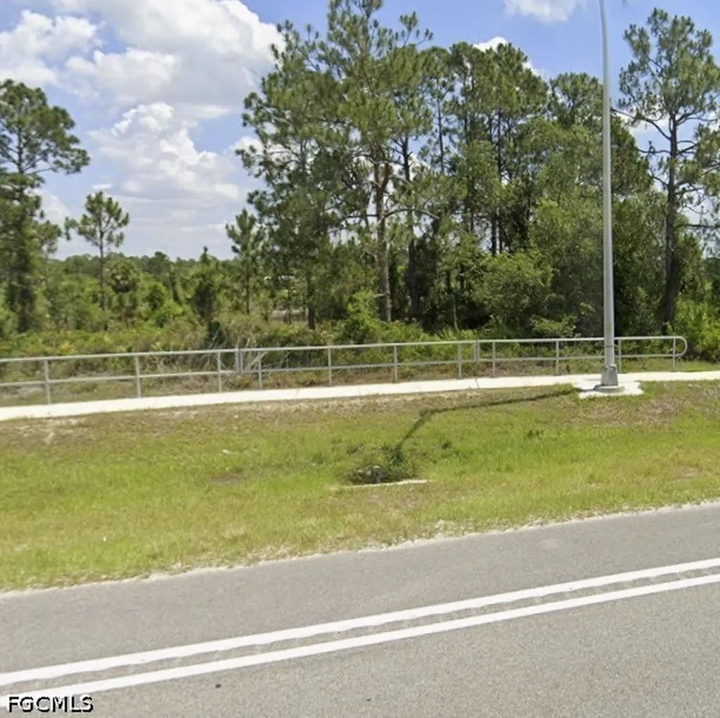 3392 Meadow Road Lehigh Acres FL 33974