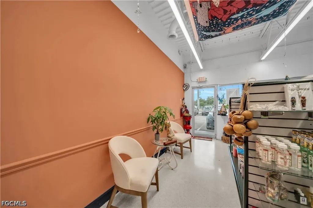 710 Pondella Road North Fort Myers FL 33903