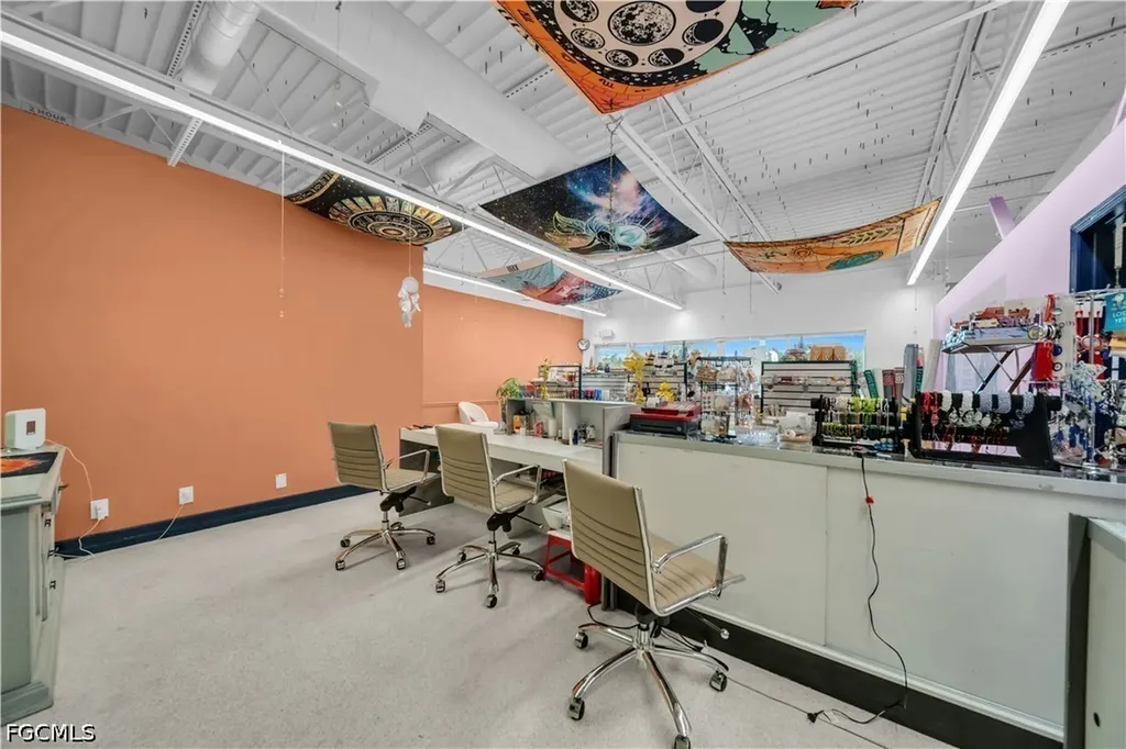 710 Pondella Road North Fort Myers FL 33903