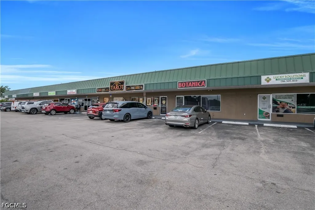 710 Pondella Road North Fort Myers FL 33903