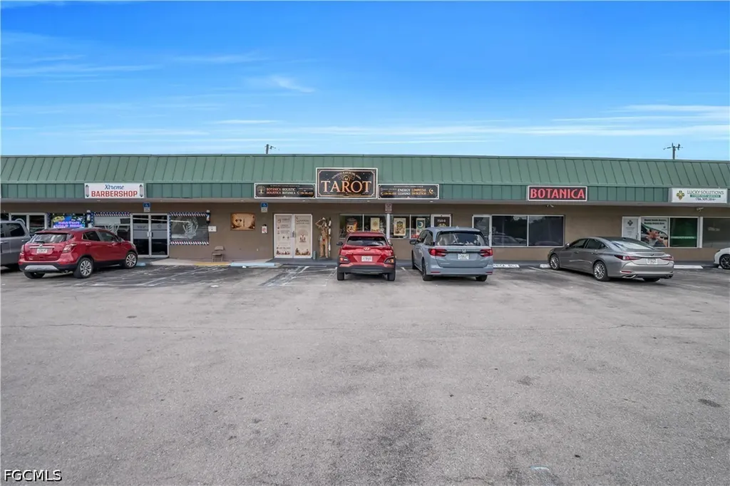 710 Pondella Road North Fort Myers FL 33903