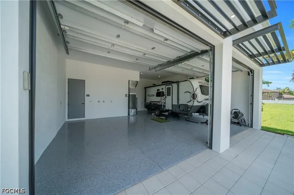 3801 SW 17th Place Cape Coral FL 33914