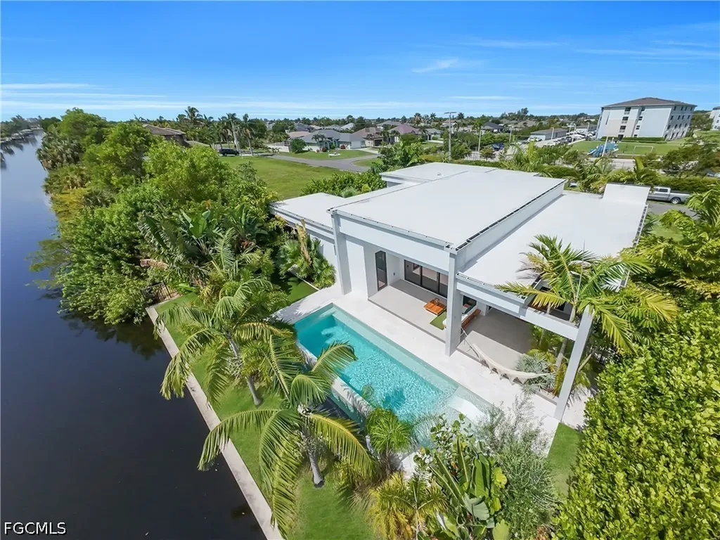 3801 SW 17th Place Cape Coral FL 33914