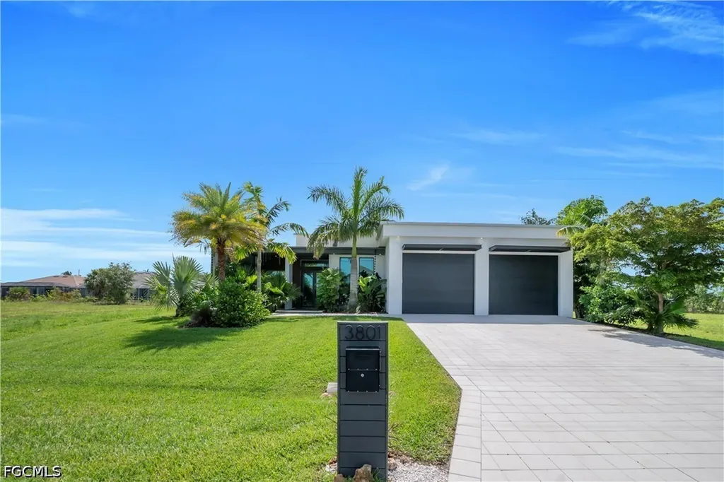 3801 SW 17th Place Cape Coral FL 33914