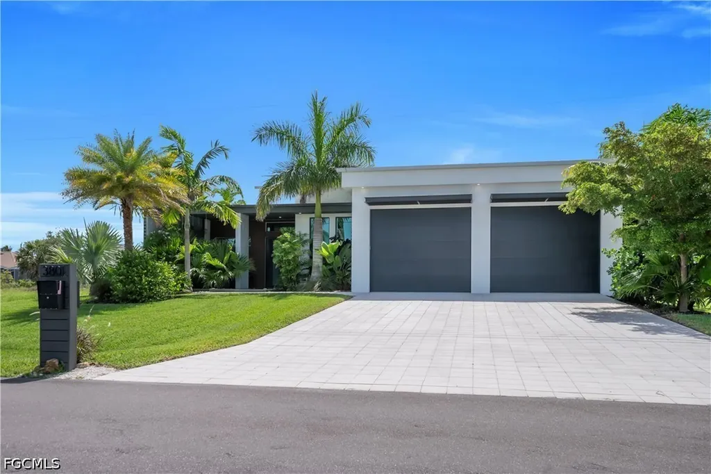 3801 SW 17th Place Cape Coral FL 33914