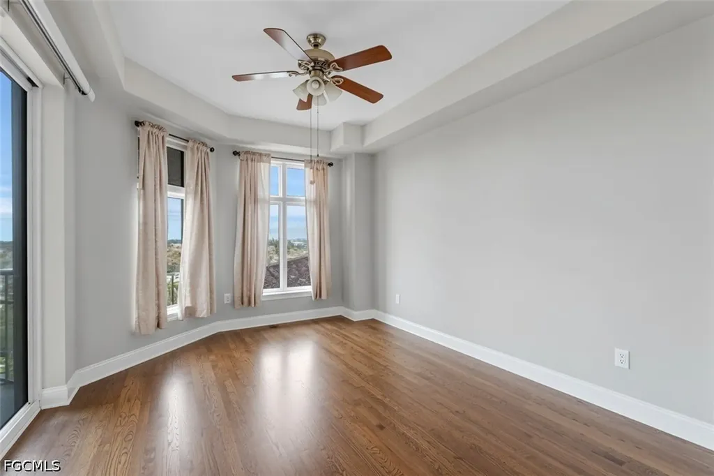 6081 Silver King Boulevard Cape Coral FL 33914