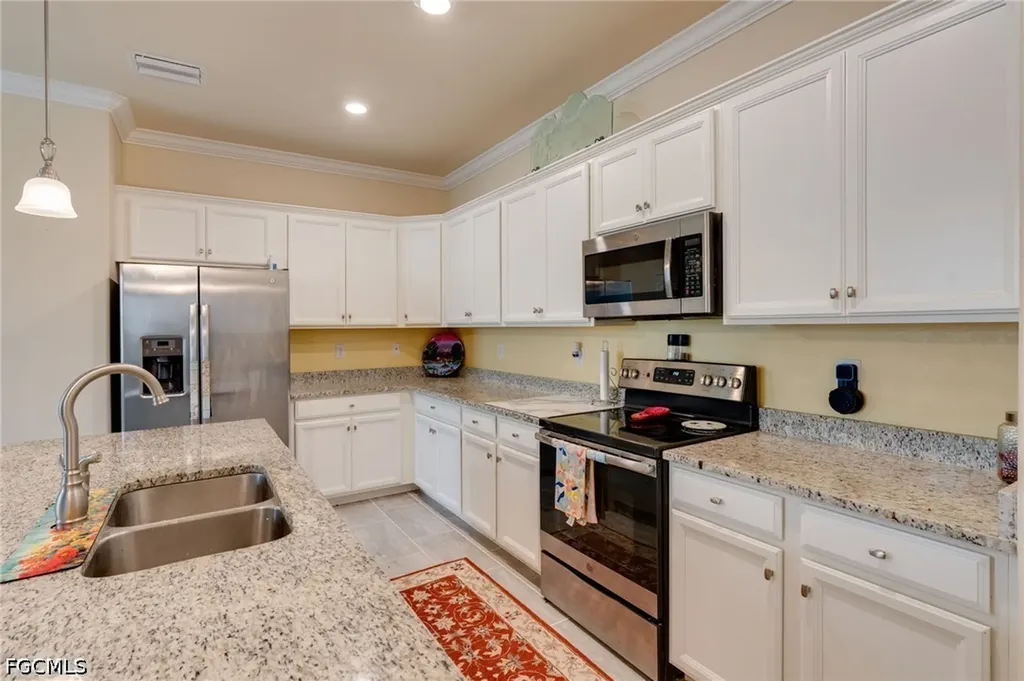 16138 Palmetto Prairie Drive Alva FL 33920