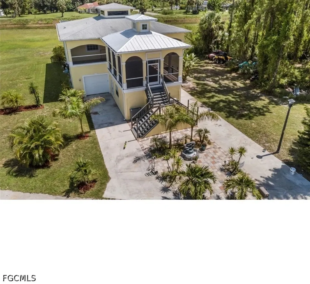 915 Barbara Court Lehigh Acres FL 33974